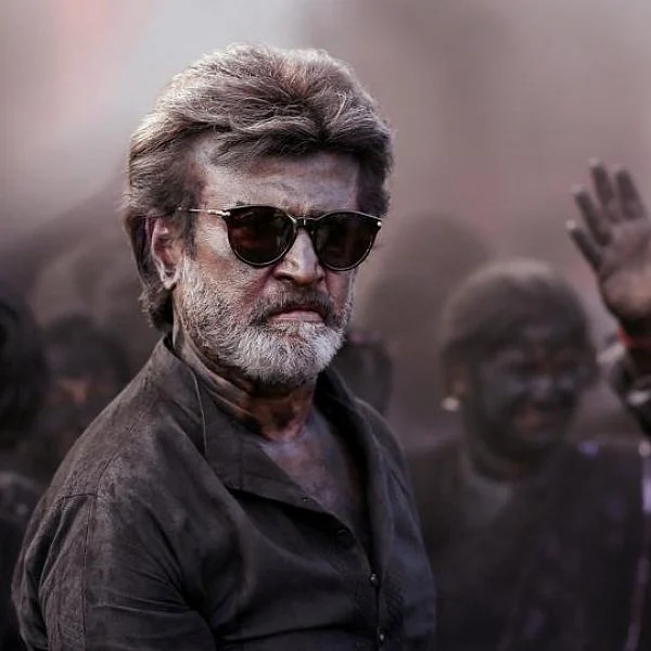 "வேங்கை மகன் ஒத்தையில நிக்கேன்.. தில்லிருந்தா வாங்கலே" - 'காலா'வில் ரஜினி