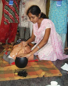 முதல் உதவி செய்வது எப்படி?