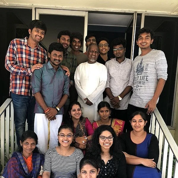 " 'கூல்ட்ரிங்ஸுக்குத் தாங்காத தொண்டை'... இசைஞானி கொடுத்த அதிர்ச்சி!" - செந்தில்கணேஷ், ராஜலட்சுமி #IlayaRaja75