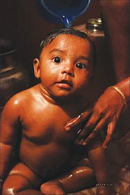 குட்டிப் பாப்பாவை எப்படிப் பார்த்துக்கணும்?