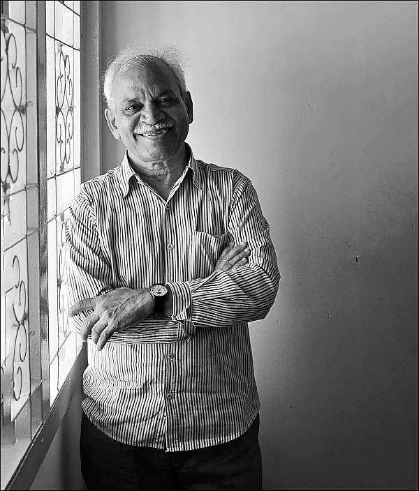 “குஜராத்திகளுக்கு வாசிப்பதற்கெல்லாம் நேரம் இல்லை!”
