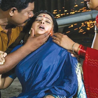 தமிழ் சினிமான்னா சும்மாவா?
