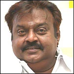 ’பெட்ரோல் விலை உயர்வு:மக்களின் காதில் பூ சுற்றுகின்ற மத்திய அரசு’