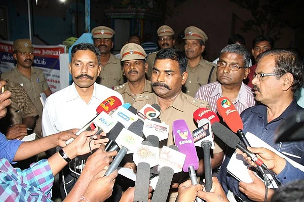 ராஜராஜன் சோழன், லோகமாதேவி சிலைகள் இருக்கும் இடம் கண்டுபிடிப்பு - 50 ஆண்டு புதிருக்கு விடை