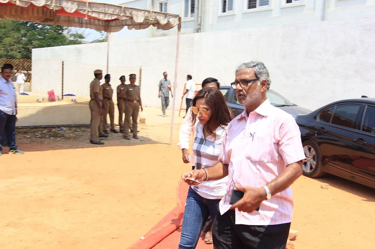 #LiveUpdates தயாரிப்பாளர் சங்க தேர்தல்: வெற்றியை குவித்த விஷால் அணியினர்!