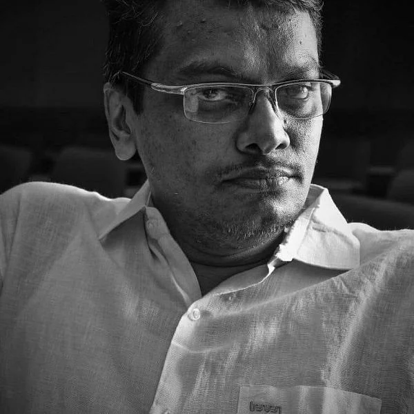 `பஞ்சர் கடைக்காரர் பையன் நான்.. இன்னிக்கி ஐ.ஏ.எஸ்... காரணம், சங்கர் அண்ணன்!’ - குலோத்துங்கன்