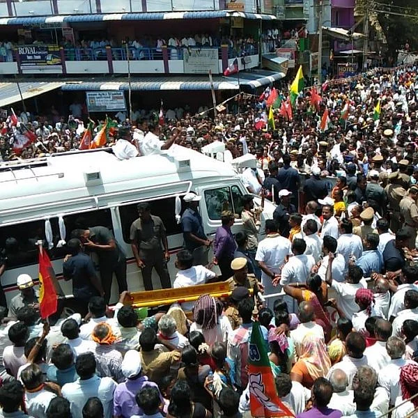 ஆண்டிபட்டி பிரசாரத்தில் வாக்குறுதிகளை அள்ளி வீசிய எடப்பாடி பழனிசாமி!