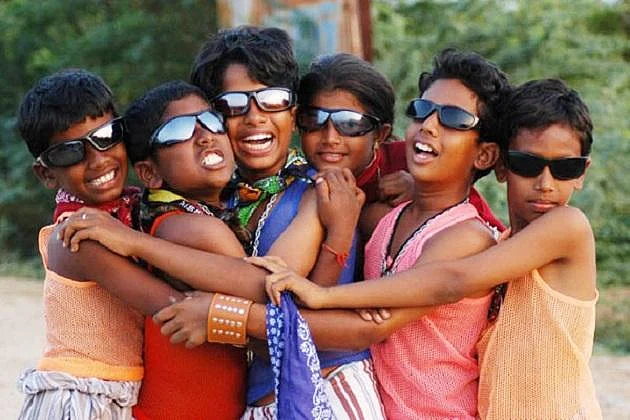 "ஜீவா, அன்புக்கரசு, பக்கடா... சாக்பீஸ் வாசனையுடன் பள்ளிக்கு அழைத்துச் சென்ற 'பசங்க' " - #10YearsOfPasanga