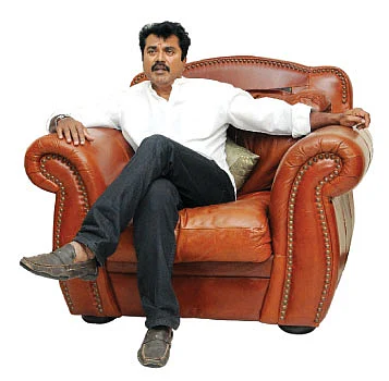 "ஜெயலலிதாவின் ரசிகன் என்பதற்காக நான் வெட்கப்படவில்லை!"