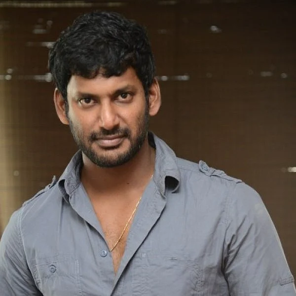 `உங்க பேர்ல இருக்கிற `ராதா'வை எடுத்துடுங்க சார்' - ராதாரவியின் சர்ச்சைப் பேச்சுக்கு விஷால் கண்டனம்