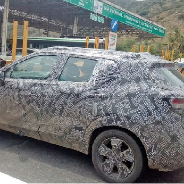 SPY PHOTO - ரகசிய கேமரா - டெஸ்ட்டிங்கில் நிஸான் கிக்ஸ்.... என்ன எதிர்பார்க்கலாம்?!