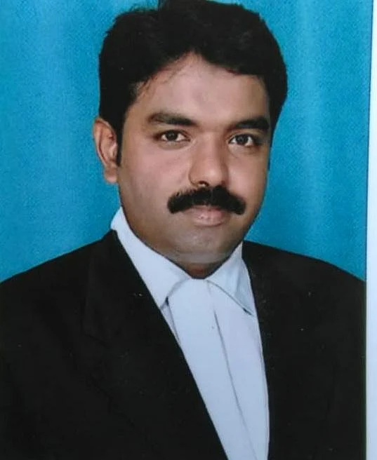 ``அழகான பணக்காரப் பெண்கள்... 200 வீடியோக்கள்!” - என்ன நடக்கிறது பொள்ளாச்சியில்?