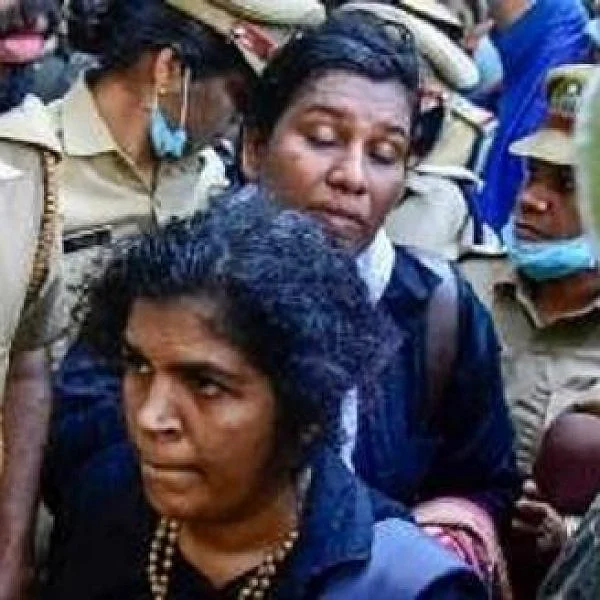 ``அந்த 2 பெண்களும் இந்திய அரசியலமைப்பைக் காப்பாற்றியிருக்காங்க'' - மனிதி அமைப்பு