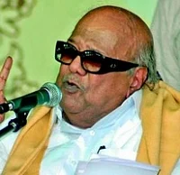 ஸ்ரீரங்கத்தில் போலீஸ் துணையுடன் பணம் பட்டுவாடா ஆகிவிட்டது: கருணாநிதி