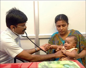 குட்டிப் பாப்பாவை எப்படிப் பார்த்துக்கணும்?