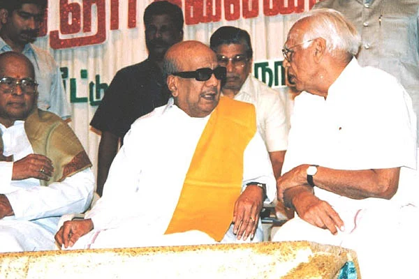 கருணாநிதியை குறளோவியம் எழுத வைத்தவர்! ( சாவி நூற்றாண்டு: 100 தகவல்கள் - பகுதி - 4)