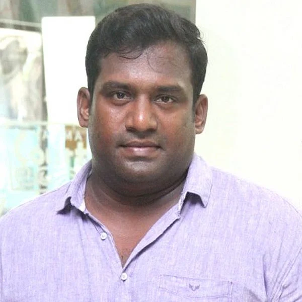 ``அந்த வலி எனக்கும் தெரியும்!’’- தங்க மங்கை கோமதி மாரிமுத்துக்கு ரோபோ ஷங்கரின் அன்புப் பரிசு