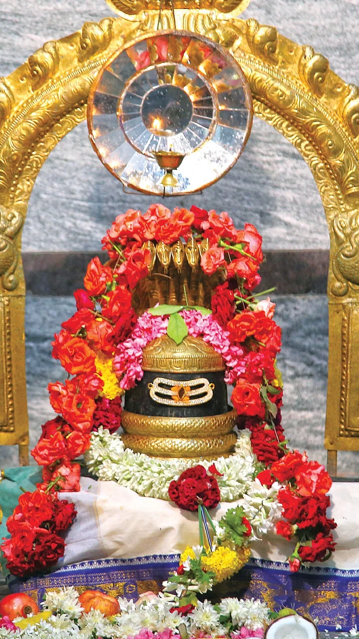 சிவலிங்க வடிவில் அருளும் ஸ்ரீகாலபைரவர்!