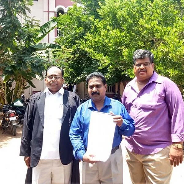 `எஸ்.வி.சேகர் மீது கரூரில் 7 பிரிவுகளில் வழக்கு!