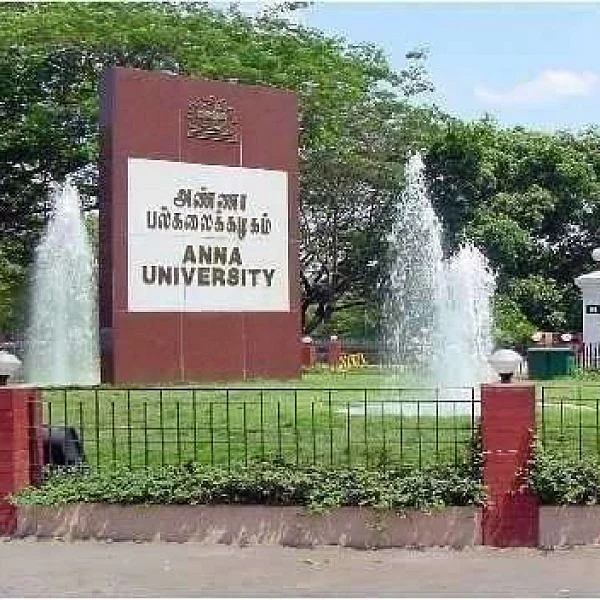 ஆட்டிப்படைக்கும் ஆறு பேர்! - அடுத்தடுத்த சிக்கலில் அண்ணா பல்கலைக்கழகம்