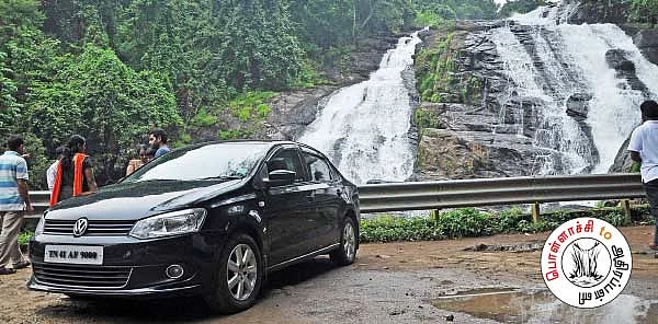 நெருப்பில்லாமல் புகையும் அதிரப்பள்ளி!