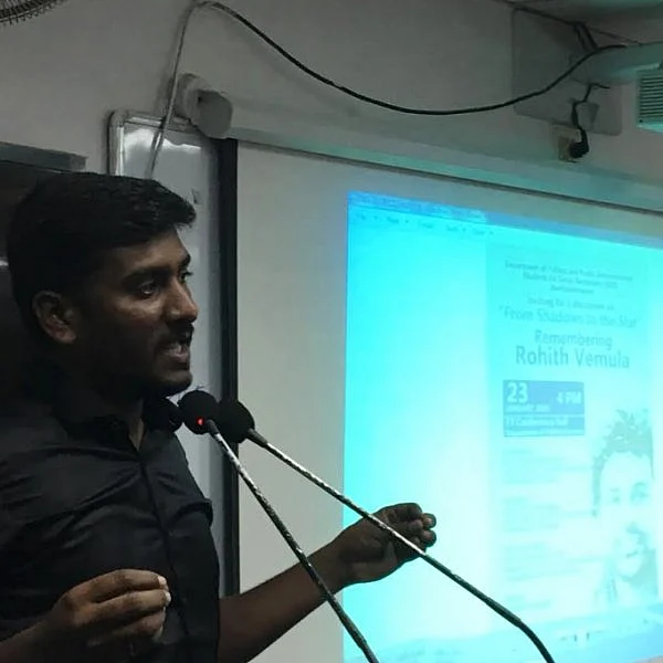 `நாங்கள் இங்கே இறப்பதற்காக வரவில்லை' - 3 ஆண்டுகள் கழித்தும் நீதிகேட்டு ஒலிக்கும் ரோகித் வெமுலாவின் குரல்