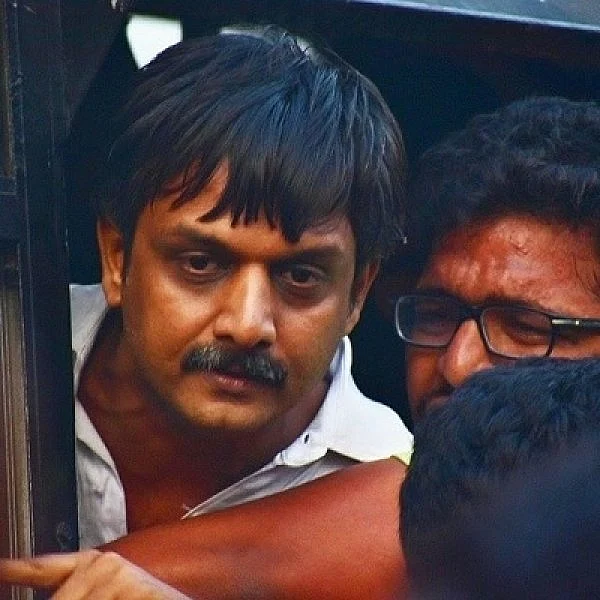 வாய்தா மேல் வாய்தா வாங்கும் அரசு வழக்கறிஞர்... வெளியே வரும் திருமுருகன் காந்தி!