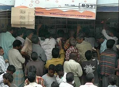 தீபாவளி இலக்கை கடந்து மது விற்பனை: டாஸ்மாக்கின் 'வேதனை' சாதனை!
