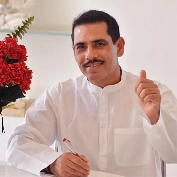 `கட்டுக்கட்டாகச் சிக்கிய ஆவணங்கள்' - வதேராவுக்கு அதிர்ச்சி கொடுத்த அமலாக்கத்துறை!
