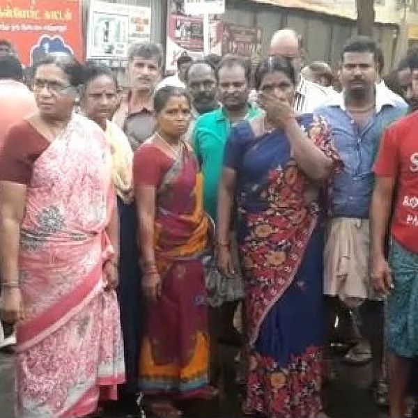 மதுபானக் கடையை அடித்து நொறுக்கிய பெண்கள் - தமிழகத்தில் தொடரும் போராட்டம்..!