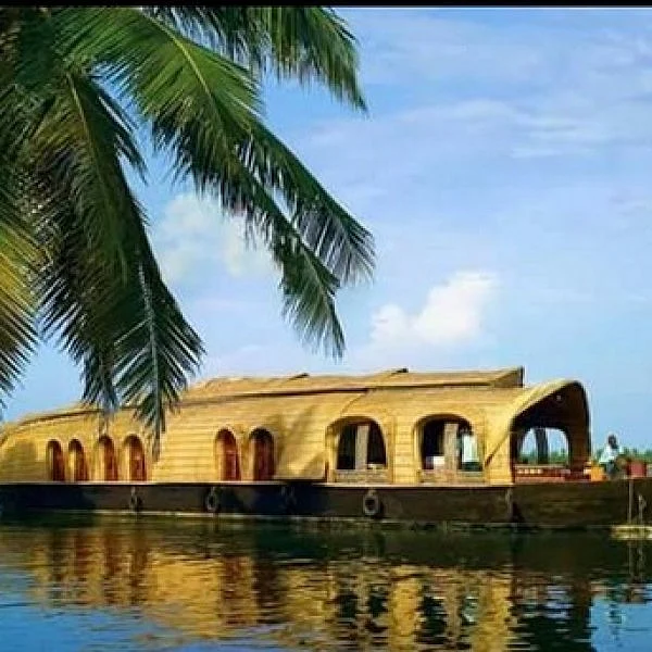 ஆலப்புழா செல்ல தகுந்த நேரம் வந்தாச்சு... படகு வீடு அனுபவத்துக்குத் தயாரா?