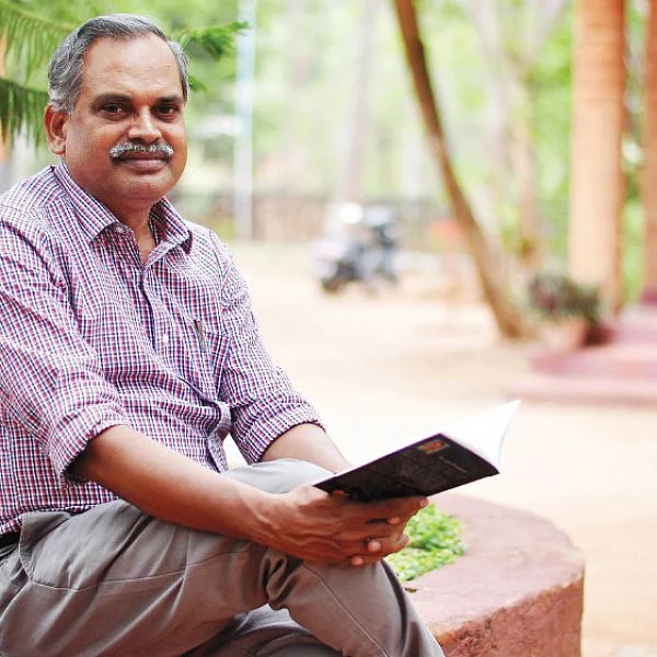 “ஒரு கதை சொல்வீங்களா சார்?”