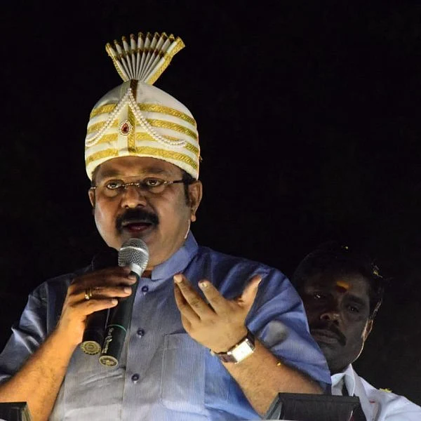 ``ஜெயலலிதா இருந்திருந்தால் துப்பாக்கிச்சூடு நடந்திருக்குமா?” - டி.டி.வி தினகரன் கேள்வி!