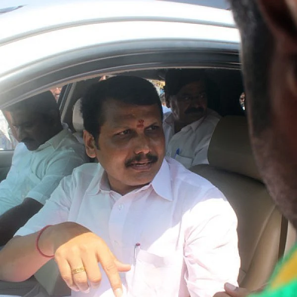 `கரூர் தொகுதிக்கு என்ன செய்தார் எம்.பி தம்பிதுரை; ஒரே மேடையில் விவாதிக்கத் தயாரா?’ - தகிக்கும் செந்தில்பாலாஜி
