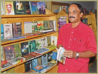 கேரளத்தை ஆளும் மாஸ் ஹிஸ்டீரியா!