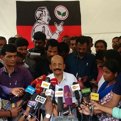 பொதுச்செயலாளர் பதவிக்கு யாரெல்லாம் விருப்பம்?- பொன்னையன் பதில்