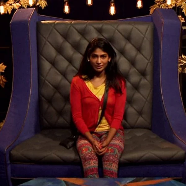 `ஐஸ்வர்யாதான் விஜய்... ரித்விகாதான் அஜித்... ஓ.கே-வா பாஸ்?’ #BiggBossTamil2