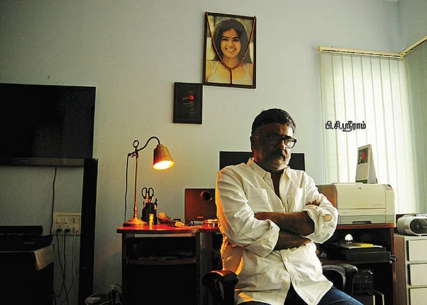 “பாதை தெரியாதபோதுதான்,பயணம் சுவாரஸ்யமாக இருக்கும்!”