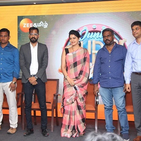 பாக்யராஜ், ரச்சிதாவுடன் குட்டிப் பசங்களுக்கு மார்க் போட வரும் தேவயாணி!