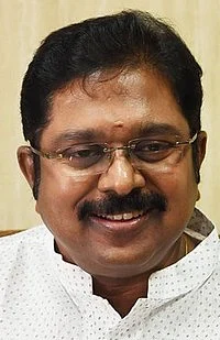`தற்கொலை முடிவு; டீக்கடை; `டார்ச்சர்' சசிகலா! - ஓ.பன்னீர்செல்வம் களமிறங்கிய பின்னணி #VikatanExclusive