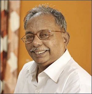 எழுத்தாளர் மேலாண்மை பொன்னுச்சாமி - அவரது முகவரி மிகச்சிறிது. - மாதவராஜ்