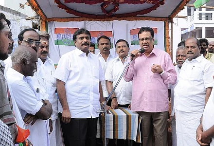தூத்துக்குடியில் இளங்கோவன் ஆதரவாளர்கள்-போலீசார் மோதல்!