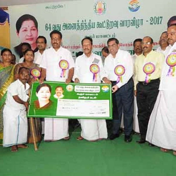 விவசாயிகளை மேம்படுத்தினால்தான் மாநிலம் முழுமையான வளர்ச்சி அடையும்! தம்பிதுரை பேச்சு