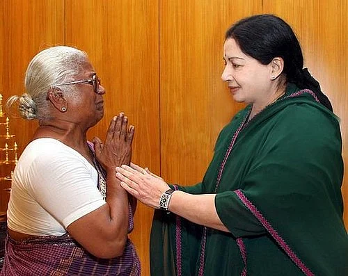 ஜெயா ஏன் ஜெயிக்கிறார் : ஒரே ஒரு கடிதம் அத்தனை கட்சிகளுக்கும் 'செக்'