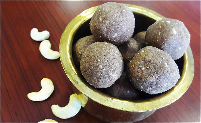 டேஸ்ட்டி & ஹெல்த்தி - 30 வகை ஸ்பெஷல் லட்டு ரெசிப்பி!