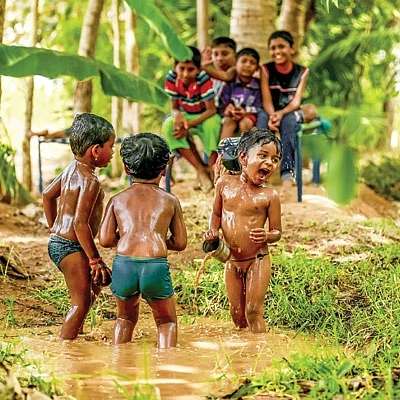ஆயிரம் சூரியன் ஆயிரம் சந்திரன் ஒரே ஒரு பூமி - 3