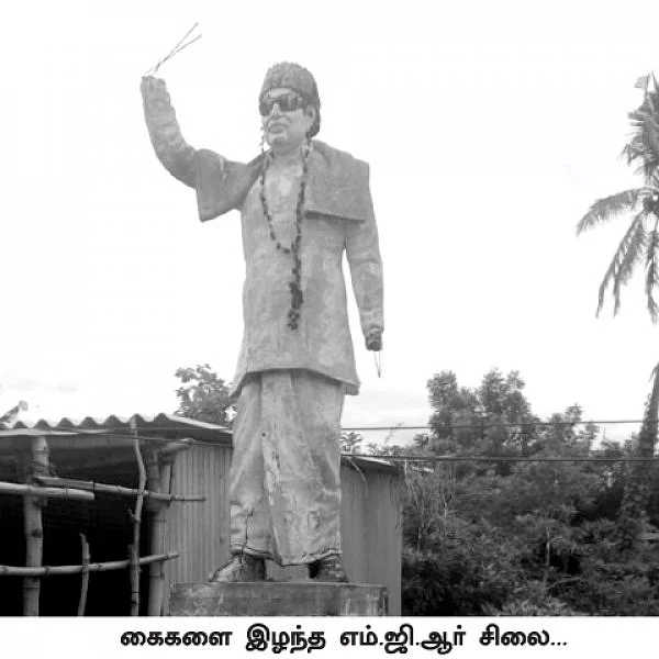 சக்திமான் எடப்பாடி... கைகளை இழந்த எம்.ஜி.ஆர்!