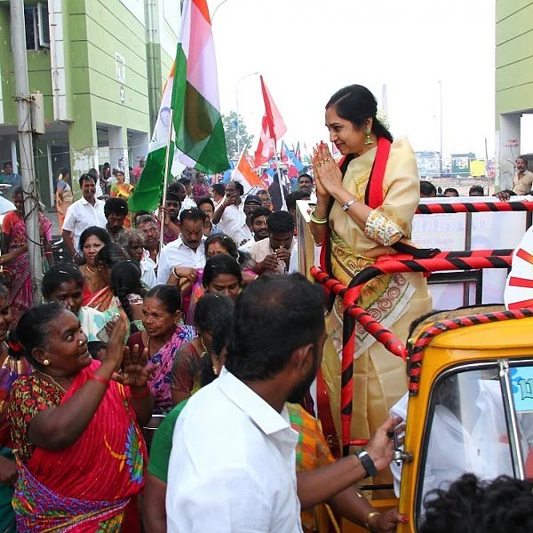 `எப்படி வென்றார் தமிழச்சி தங்கபாண்டியன்?!' - தென்சென்னையை ஆச்சர்யப்படுத்திய 4 விஷயங்கள்