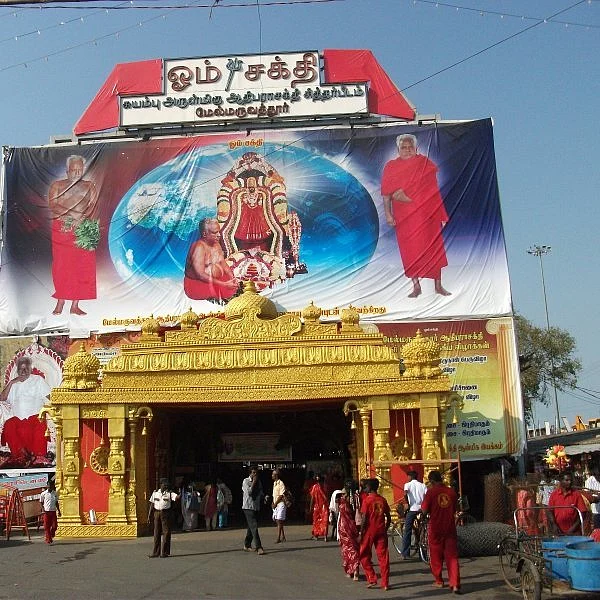 `மேல்மருவத்தூர் சித்தர் பீடத்தை ஆய்வுசெய்யக் கூடாது!'- அதிகாரிகள்- கோயில் நிர்வாகம் வாக்குவாதம்