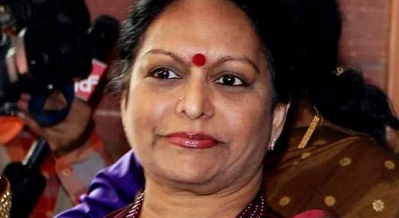 ``நீட் தேர்வு பற்றிப் பேசி மாணவர்களை இனிமேலும் குழப்ப வேண்டாம்!” - விஜயபாஸ்கர்